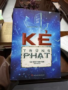 kẻ trừng phạt sách, vì nhất đông, tiểu thuyết trinh thám, sách trinh thám hay, sách cũ trinh thám, sách nxb văn học, truyện phá án, sách tâm lý tội phạm, sách trinh thám trung quốc