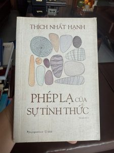 phép lạ của sự tỉnh thức, thích nhất hạnh, sách thiền, sách chữa lành, chánh niệm, sống chậm, sách tâm linh