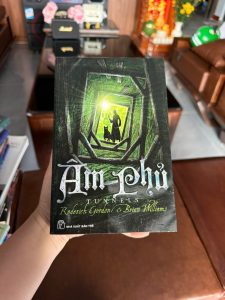 âm phủ tunnels, tunnels roderick gordon, sách phiêu lưu kỳ bí, tiểu thuyết giả tưởng hay, sách nxb trẻ, sách tuổi teen, truyện phiêu lưu hấp dẫn