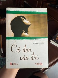 cô đơn vào đời, dịch phấn hàn, sách tâm lý tình cảm, truyện chữa lành, sách bách việt, sách văn học hiện đại, sách ngôn tình cũ, sách hay nên đọc