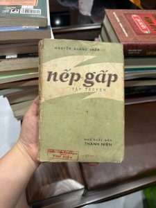 nếp gấp nguyễn quang thân, sách văn học việt nam xưa, tập truyện ngắn cũ, sách hiếm nxb thanh niên, sách cũ sưu tầm
