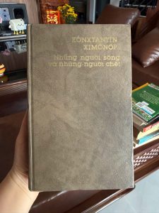 những người sống và những người chết, konstantin simonov, sách văn học nga, tiểu thuyết chiến tranh, sách cổ hiếm, sách bìa cứng xưa