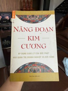 năng đoạn kim cương, geshe michael roach, the diamond cutter, sách kinh doanh tâm linh, sách luật nhân quả, sách phát triển bản thân, sách kinh doanh hay