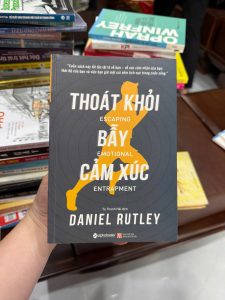 sách tâm lý học, kiểm soát cảm xúc, thoát khỏi tiêu cực, sách phát triển bản thân hay, sách chữa lành cảm xúc