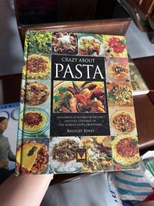 sách dạy nấu pasta, sách nấu ăn món Âu, sách nấu ăn tiếng Anh, cookbook pasta, sách dạy làm mì ý, sách nấu ăn quốc tế, crazy about pasta