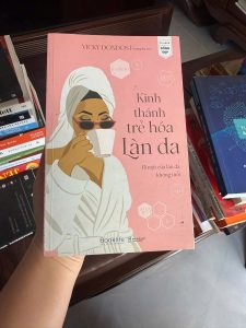 kinh thánh trẻ hóa làn da, sách chăm sóc da, sách skincare, bí quyết trẻ hóa da, sách làm đẹp cho phụ nữ, sách dưỡng da hiệu quả