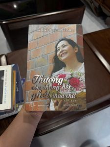 Thương còn không hết ghét nhau chi
sách Lê Đỗ Quỳnh Hương
sách chữa lành tâm hồn
sách sống tích cực
sách kỹ năng sống hay
sách truyền cảm hứng
sách giúp cân bằng cảm xúc
sách hay nên đọc 2025
sách self help Việt Nam