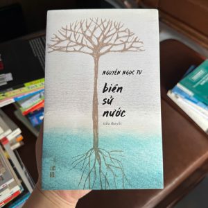 biển sử nước, Nguyễn Ngọc Tư, sách Nguyễn Ngọc Tư, tiểu thuyết Việt Nam hay, văn học đương đại Việt Nam, sách hay nên đọc, sách văn học sâu sắc, sách về con người và ký ức