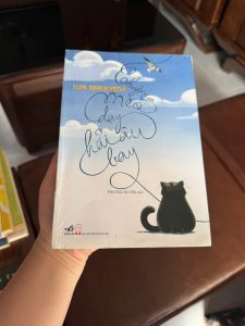 chuyện con mèo dạy hải âu bay, luis sepulveda, sách thiếu nhi hay, truyện thiếu nhi kinh điển, sách ý nghĩa cho trẻ em, sách quà tặng, sách văn học nước ngoài, sách chữa lành, sách giáo dục trẻ em, sách cũ giá rẻ