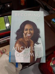 becoming michelle obama, chất michelle, sách michelle obama, hồi ký michelle obama, sách truyền cảm hứng, sách phụ nữ nên đọc, sách bestseller