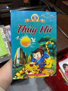 thủy hử thiếu nhi, truyện tranh thủy hử, sách thiếu nhi kinh điển, sách truyện tranh trung quốc, sách thiếu nhi minh họa đẹp, truyện cổ tích trung hoa, sách cho bé đọc truyện, bộ truyện kinh điển thiếu nhi