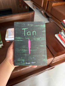 tan lê ngọc, sách tan lê ngọc, truyện tan skybooks, sách tâm lý giới trẻ, sách chữa lành việt nam, sách tình cảm hiện đại, sách văn học trẻ việt nam, sách skybooks