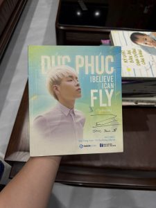 đức phúc i believe i can fly, tự truyện đức phúc, sách truyền cảm hứng, sách người nổi tiếng việt nam, sách vượt qua tự ti, sách phát triển bản thân, sách hay nên đọc