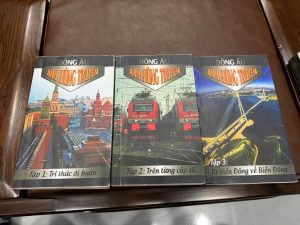 đông âu anh hùng truyện, sách đông âu cũ hiếm, sách tư liệu liên xô đông âu, sách lịch sử đông âu, sách trải nghiệm đông âu, combo sách đông âu hiếm