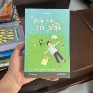 phải lòng với cô đơn, kulzsc, sách chữa lành, sách tâm lý nhẹ nhàng, tản văn tuổi trẻ, sách dành cho người cô đơn, sách self help việt nam