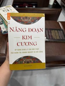 năng đoạn kim cương, sách kinh doanh Phật giáo, The Diamond Cutter, Michael Roach, luật nhân quả trong kinh doanh, sách phát triển bản thân