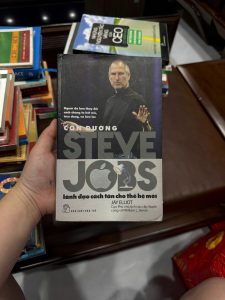 con đường Steve Jobs, sách Steve Jobs, sách lãnh đạo Apple, sách kinh doanh hay, sách phát triển bản thân doanh nhân, sách tư duy lãnh đạo, sách truyền cảm hứng kinh doanh