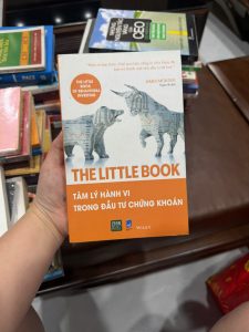 tâm lý hành vi đầu tư chứng khoán, the little book behavioral investing, sách đầu tư chứng khoán hay, sách tâm lý đầu tư, sách tài chính cá nhân, sách trading nâng cao, sách kiểm soát cảm xúc đầu tư