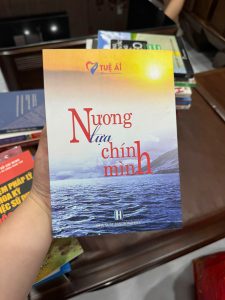 nương tựa chính mình, sách chữa lành tâm hồn, sách phát triển bản thân, sống tích cực, vượt qua khó khăn, sách hay nên đọc