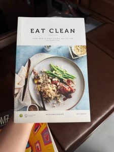 eat clean là gì, thực đơn eat clean 14 ngày, sách eat clean giảm cân, sách giảm cân hiệu quả, thực đơn giảm cân cho nữ, ăn uống lành mạnh, detox cơ thể, giảm cân sau sinh, thực đơn eat clean đơn giản, sách dinh dưỡng