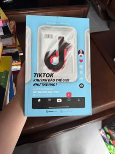 sách TikTok khuynh đảo thế giới như thế nào, Matthew Brennan, sách marketing TikTok, sách kinh doanh công nghệ, sách social media, sách thuật toán TikTok, sách kinh doanh online
