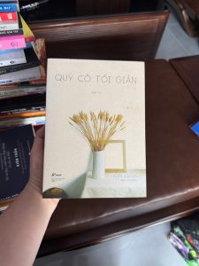 quý cô tối giản, sách sống tối giản, sách lifestyle tối giản, sách phụ nữ hiện đại, sống tối giản thịnh vượng, sách phát triển bản thân nữ, sách tối giản hóa cuộc sống, minimalism book vietnam