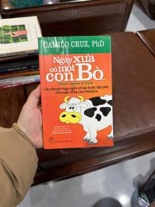 ngày xưa có một con bò, sách con bò camilo cruz, sách phát triển bản thân hay, sách thay đổi tư duy, sách self help kinh điển, sách vượt qua trì hoãn