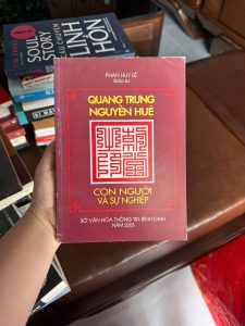 Quang Trung Nguyễn Huệ, sách lịch sử Việt Nam, Phan Huy Lê, sách về vua Quang Trung, sách nghiên cứu lịch sử, sách hiếm Bình Định 2003
