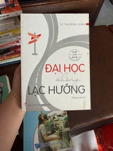 đại học không lạc hướng, lý thượng long, sách kỹ năng sinh viên, định hướng nghề nghiệp, sách phát triển bản thân, sách cho sinh viên