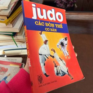 sách judo, judo cơ bản, học judo tại nhà, sách võ thuật, đòn thế judo, kỹ thuật judo, sách võ thuật cũ, tự vệ judo, sách thể thao, judo nhập môn