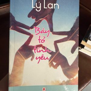 bày tỏ tình yêu lý lan, sách lý lan, sách tản văn tình yêu, sách chữa lành, sách văn học việt nam, sách hay về tình yêu, sách nhẹ nhàng dễ đọc, sách cũ giá tốt