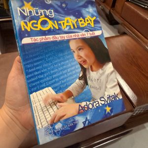 những ngón tay bay, sách Adora Svitak, sách thiếu nhi hay, sách truyền cảm hứng cho trẻ, sách giáo dục con cái, sách tư duy sáng tạo, sách NXB Trẻ, sách hay cho phụ huynh