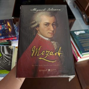 sách mozart, tiểu sử mozart, maynard solomon mozart, sách về nhạc cổ điển, sách âm nhạc kinh điển, sách tiểu sử thiên tài, sách nghệ thuật phương tây, sách nghiên cứu âm nhạc